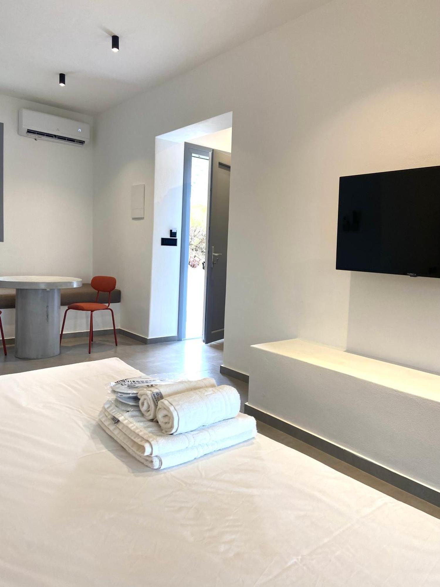 Spanos Apartments Agios Petros  Exterior photo