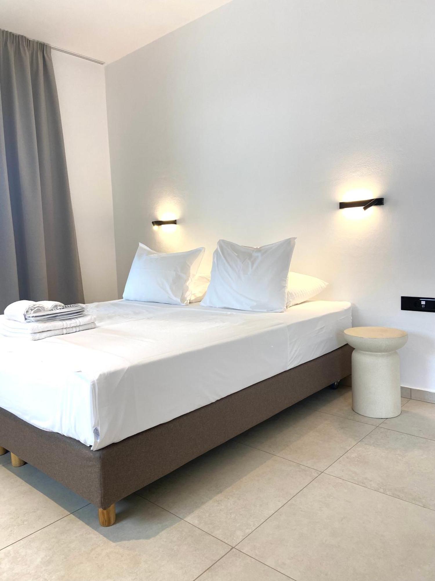 Spanos Apartments Agios Petros  Exterior photo