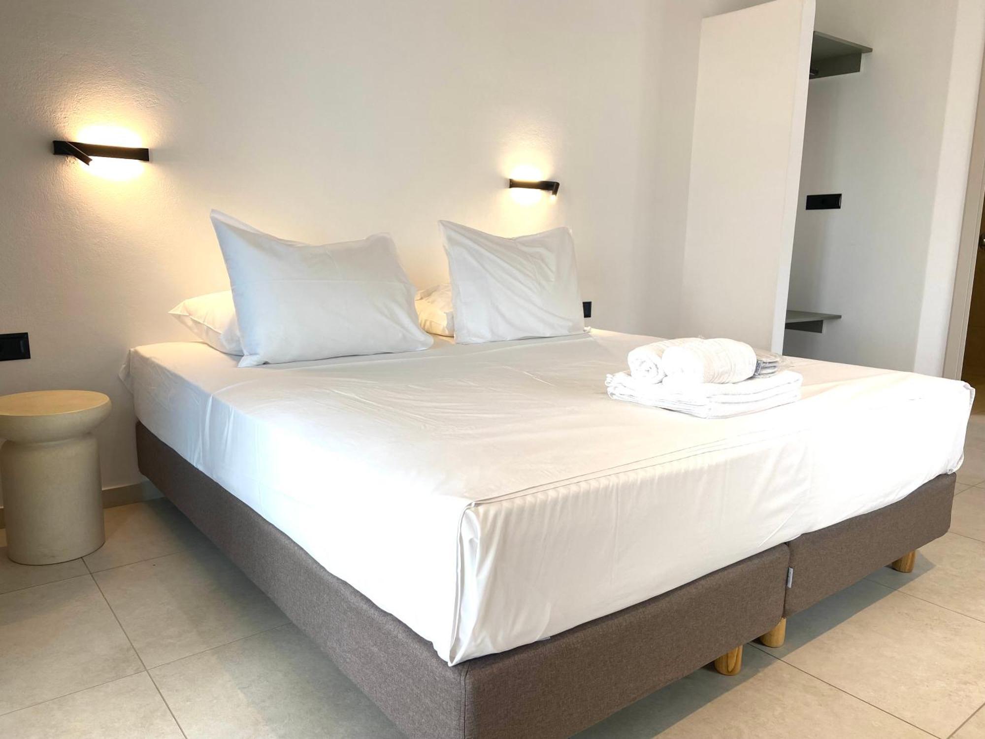 Spanos Apartments Agios Petros  Exterior photo